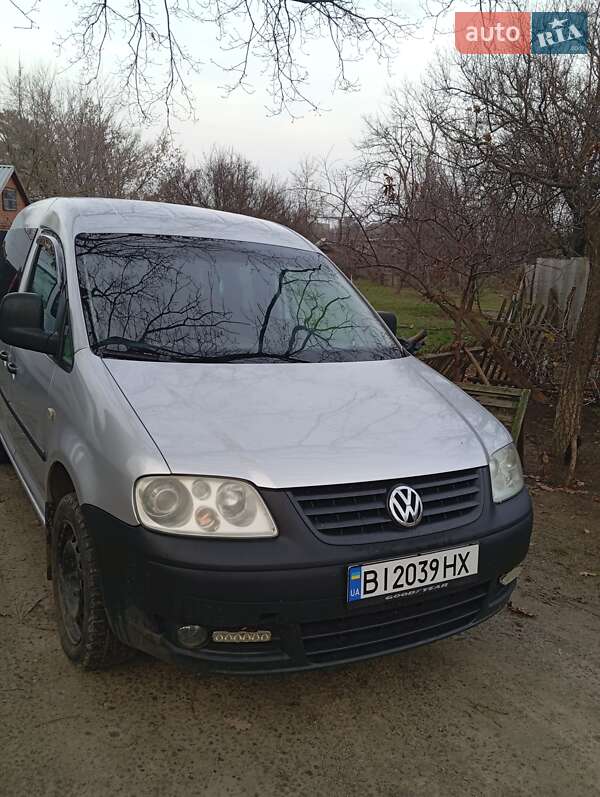 Минивэн Volkswagen Caddy 2006 в Новых Санжарах