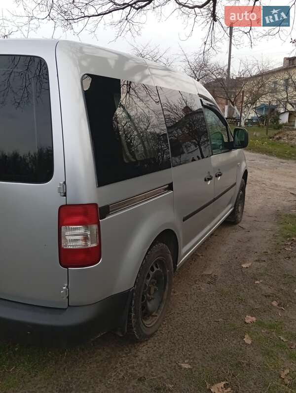 Минивэн Volkswagen Caddy 2006 в Новых Санжарах