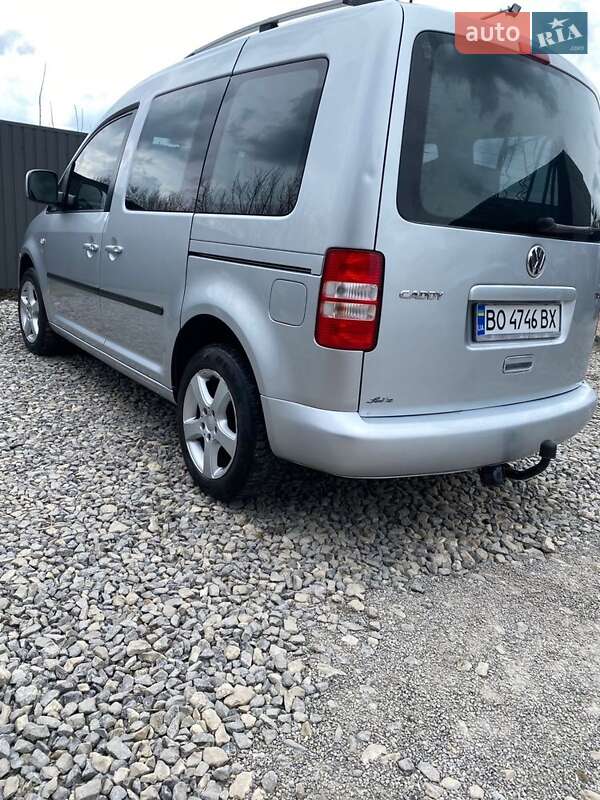 Мінівен Volkswagen Caddy 2010 в Тернополі