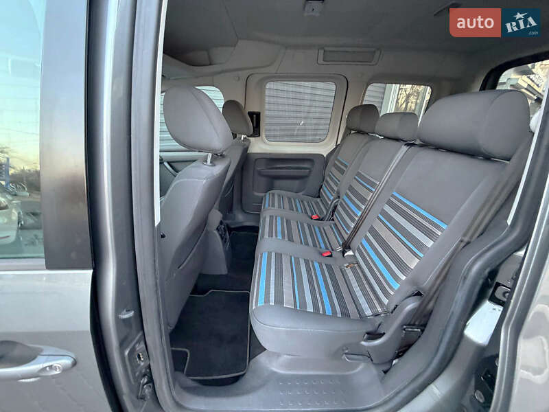 Минивэн Volkswagen Caddy 2011 в Каменском фото 7 Минивэн Volkswagen Caddy 2011 в Каменском