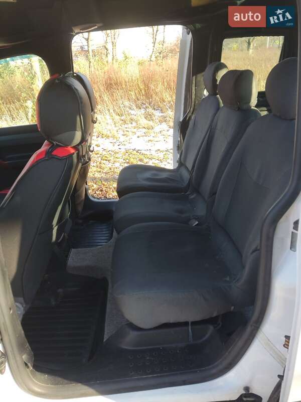 Минивэн Volkswagen Caddy 2007 в Кременце