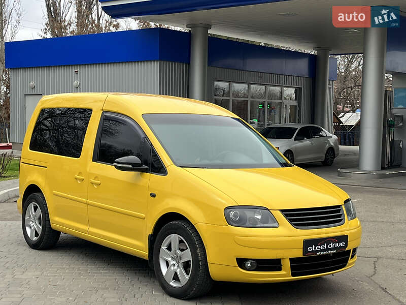 Минивэн Volkswagen Caddy 2004 в Николаеве