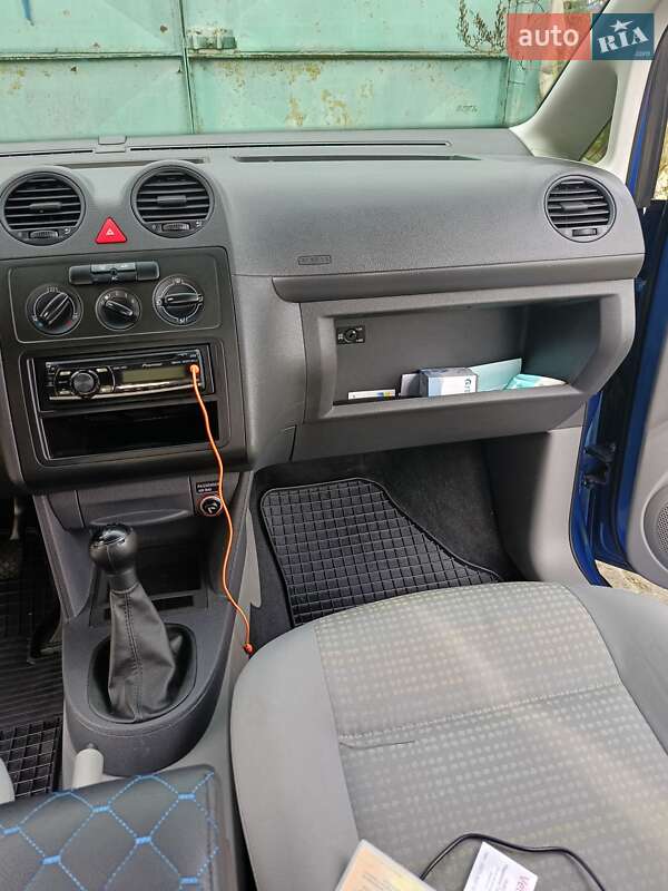 Мінівен Volkswagen Caddy 2008 в Одесі