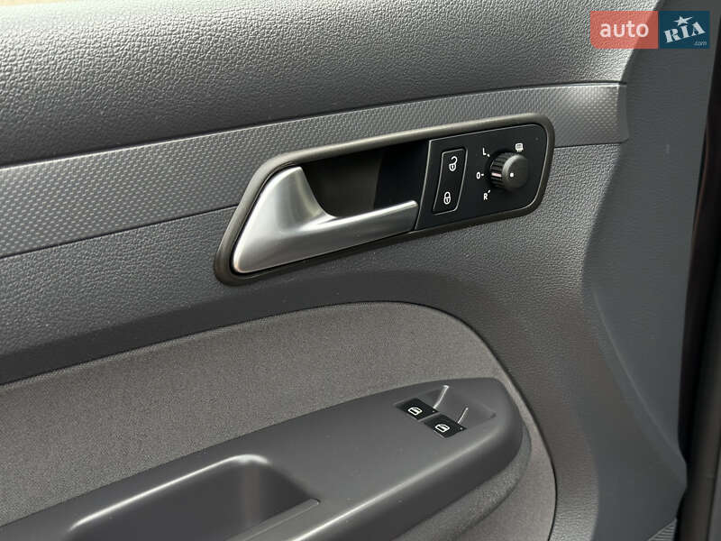 Минивэн Volkswagen Caddy 2013 в Стрые фото 65 Минивэн Volkswagen Caddy 2013 в Стрые