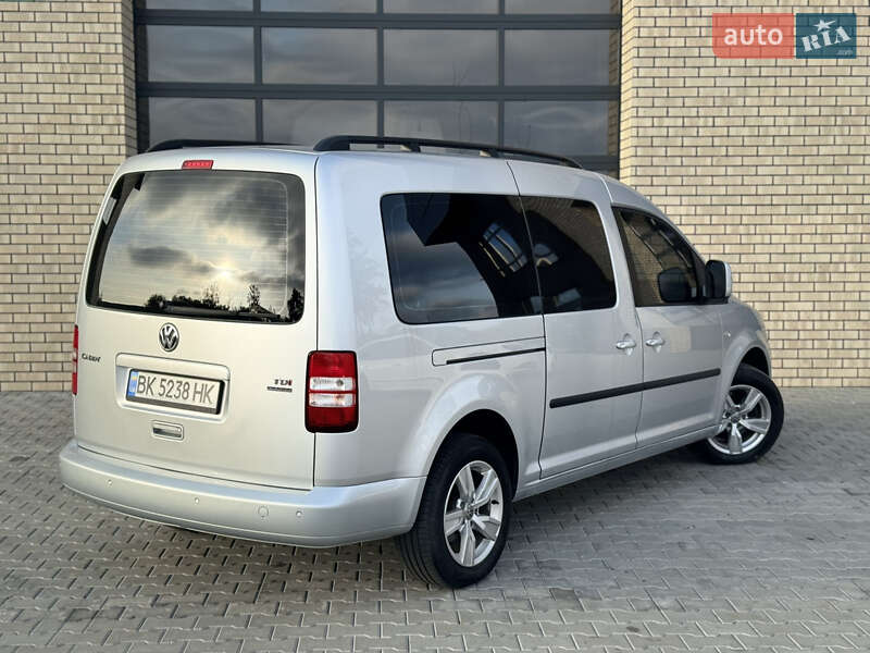 Мінівен Volkswagen Caddy 2013 в Сарнах