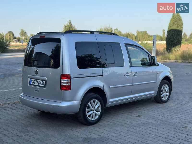 Мінівен Volkswagen Caddy 2014 в Львові
