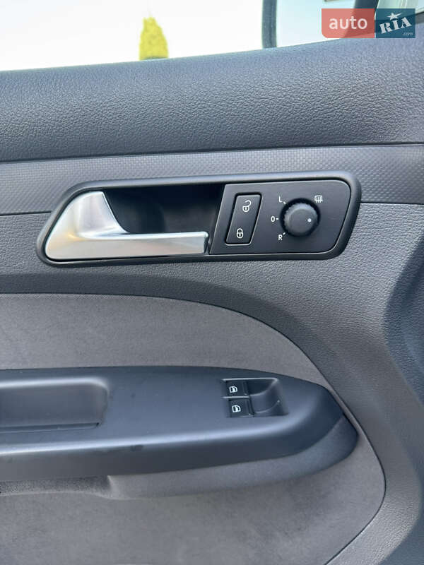 Мінівен Volkswagen Caddy 2014 в Львові