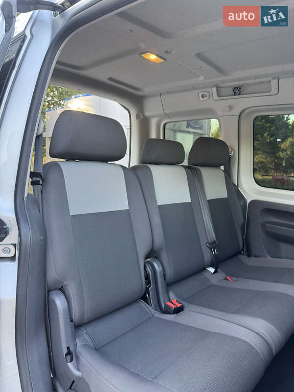 Мінівен Volkswagen Caddy 2014 в Львові