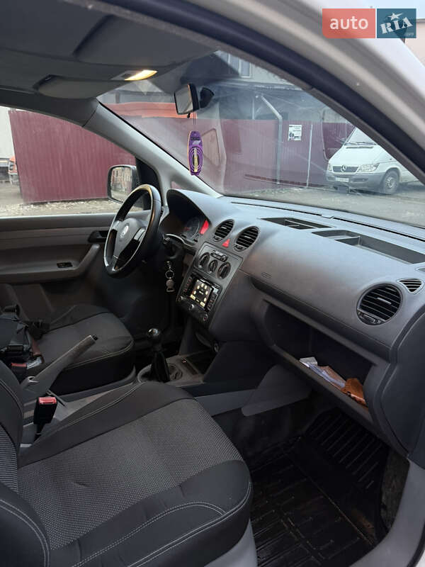 Грузовой фургон Volkswagen Caddy 2007 в Черновцах фото 12 Грузовой фургон Volkswagen Caddy 2007 в Черновцах