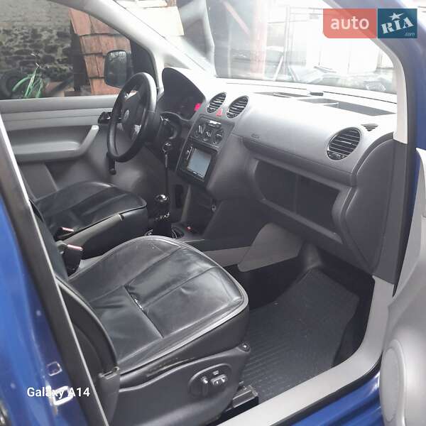 Минивэн Volkswagen Caddy 2006 в Виноградове
