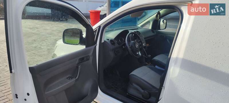 Грузовой фургон Volkswagen Caddy 2012 в Киеве фото 29 Грузовой фургон Volkswagen Caddy 2012 в Киеве