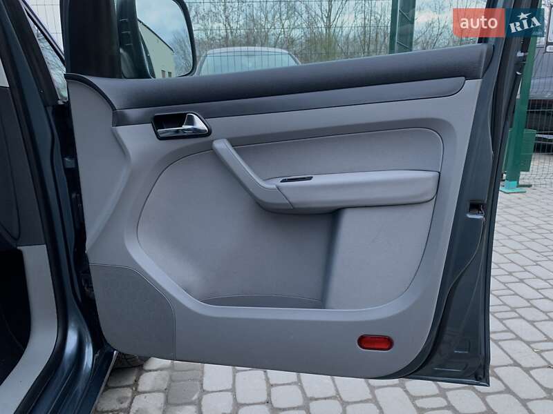 Минивэн Volkswagen Caddy 2009 в Бердичеве фото 31 Минивэн Volkswagen Caddy 2009 в Бердичеве