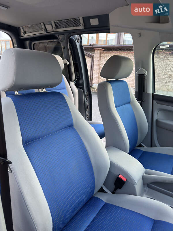 Мінівен Volkswagen Caddy 2009 в Вінниці