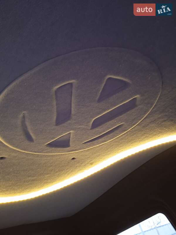 Минивэн Volkswagen Caddy 2009 в Помошной