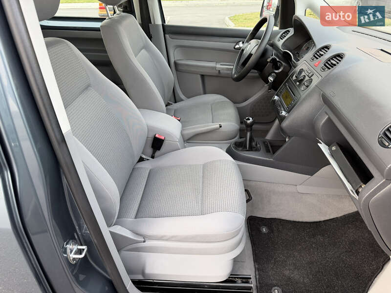 Минивэн Volkswagen Caddy 2006 в Виннице