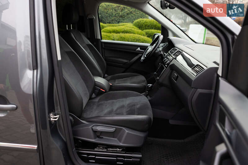 Мінівен Volkswagen Caddy 2016 в Луцьку