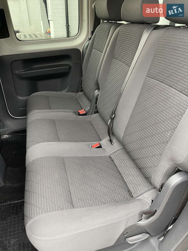 Мінівен Volkswagen Caddy 2014 в Чернівцях