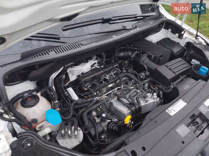 Вантажний фургон Volkswagen Caddy 2017 в Луцьку