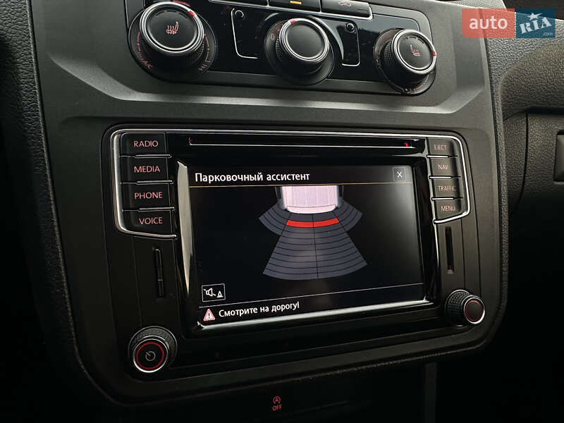 Вантажопасажирський фургон Volkswagen Caddy 2016 в Мукачевому