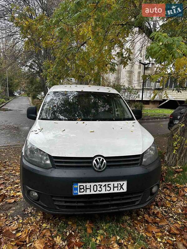Volkswagen Caddy 2011