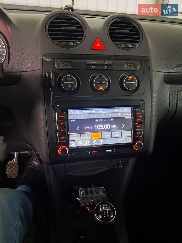 Минивэн Volkswagen Caddy 2010 в Полтаве