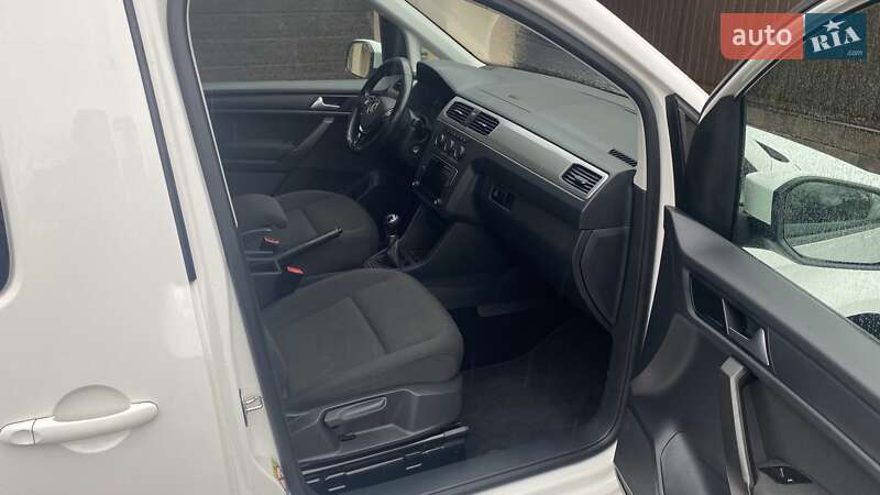 Минивэн Volkswagen Caddy 2018 в Черновцах