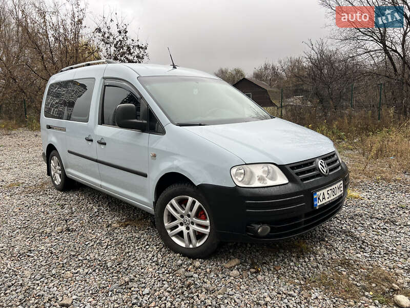 Вантажопасажирський фургон Volkswagen Caddy 2008 в Києві