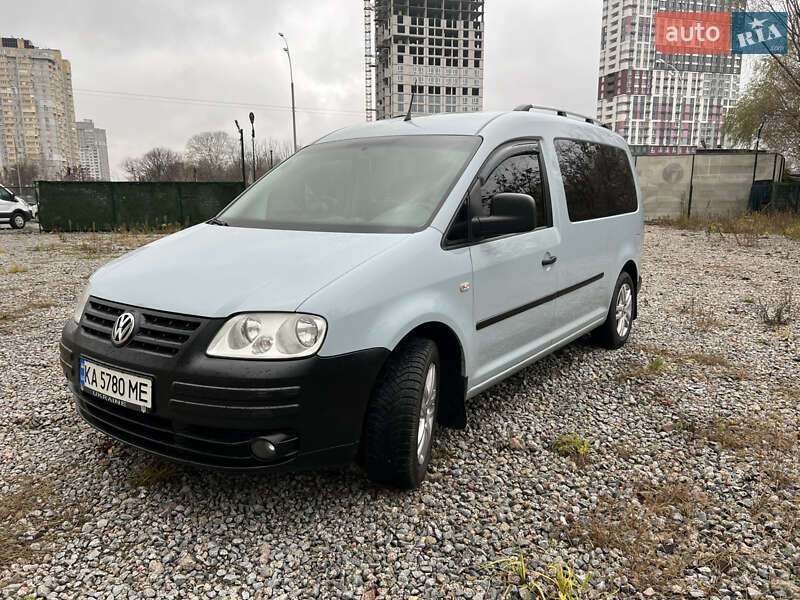 Вантажопасажирський фургон Volkswagen Caddy 2008 в Києві