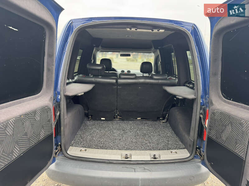 Мінівен Volkswagen Caddy 2006 в Ужгороді