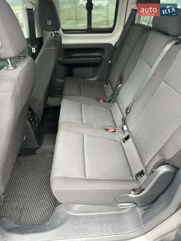 Мінівен Volkswagen Caddy 2016 в Києві фото 16 Мінівен Volkswagen Caddy 2016 в Києві