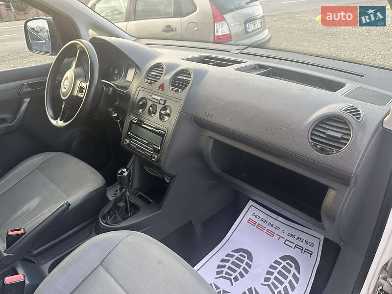 Грузовой фургон Volkswagen Caddy 2014 в Ивано-Франковске