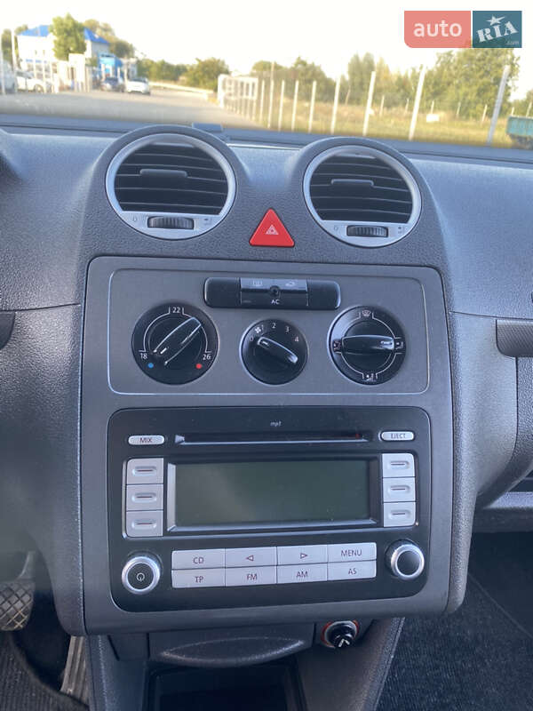 Минивэн Volkswagen Caddy 2008 в Нововолынске фото 21 Минивэн Volkswagen Caddy 2008 в Нововолынске