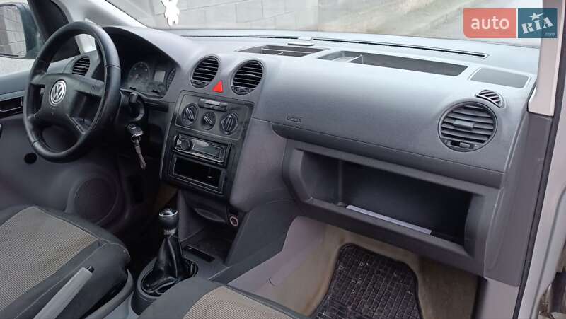 Минивэн Volkswagen Caddy 2006 в Сарнах