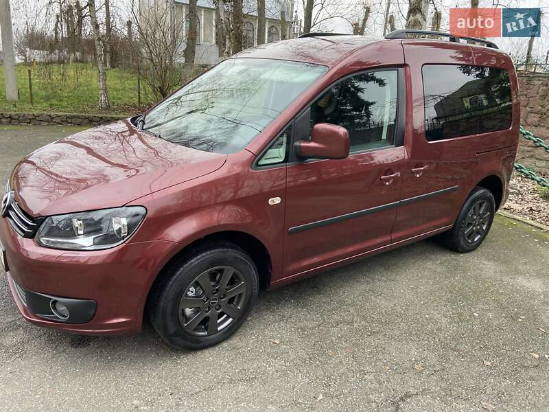 Мінівен Volkswagen Caddy 2014 в Києві