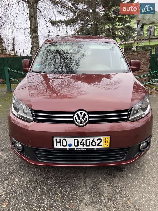 Мінівен Volkswagen Caddy 2014 в Києві