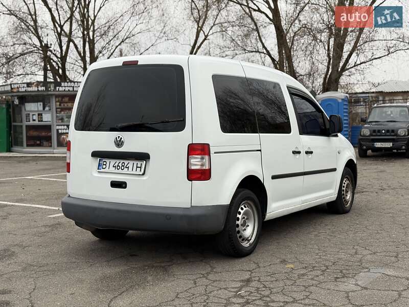 Минивэн Volkswagen Caddy 2006 в Киеве