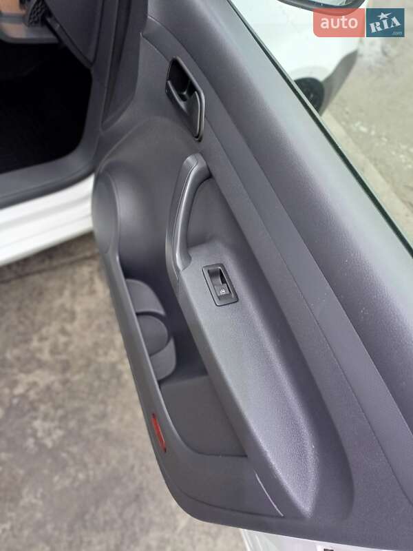 Мінівен Volkswagen Caddy 2014 в Козятині