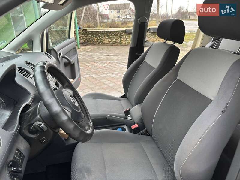 Минивэн Volkswagen Caddy 2011 в Городке фото 2 Минивэн Volkswagen Caddy 2011 в Городке