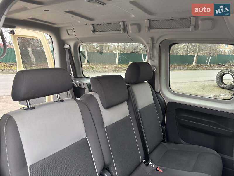 Минивэн Volkswagen Caddy 2011 в Городке фото 3 Минивэн Volkswagen Caddy 2011 в Городке