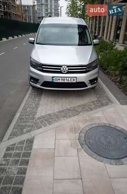 Минивэн Volkswagen Caddy 2015 в Киеве