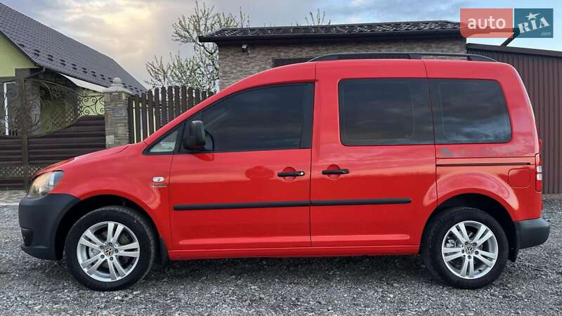 Volkswagen Caddy 2011