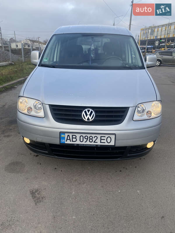 Мінівен Volkswagen Caddy 2010 в Вінниці