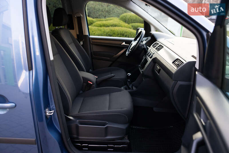 Минивэн Volkswagen Caddy 2017 в Луцке