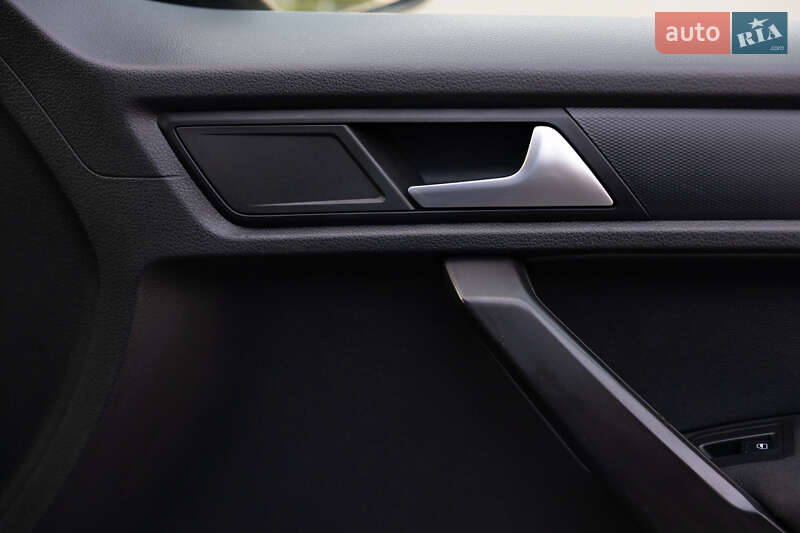 Минивэн Volkswagen Caddy 2017 в Луцке