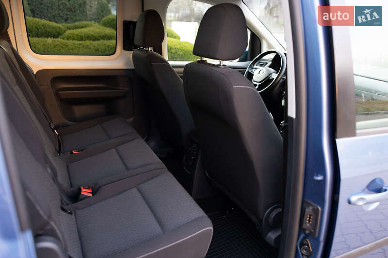 Минивэн Volkswagen Caddy 2017 в Луцке