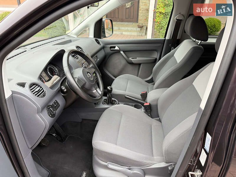 Мінівен Volkswagen Caddy 2013 в Стрию