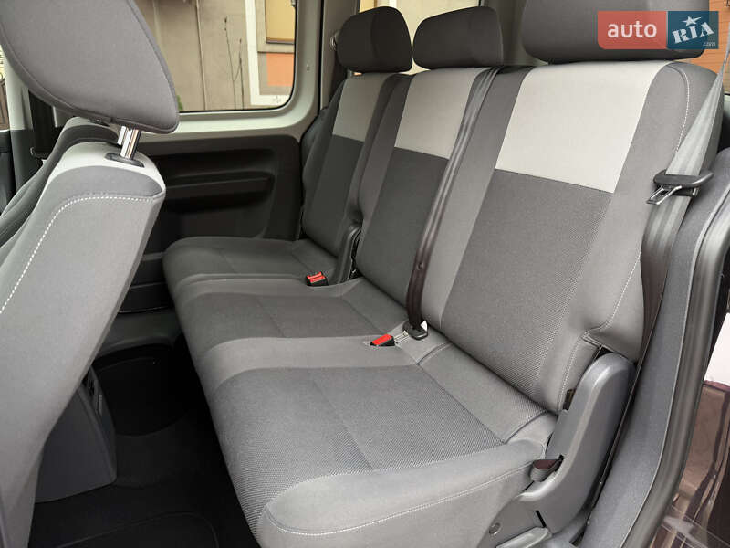 Мінівен Volkswagen Caddy 2013 в Стрию