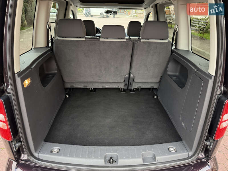 Мінівен Volkswagen Caddy 2013 в Стрию