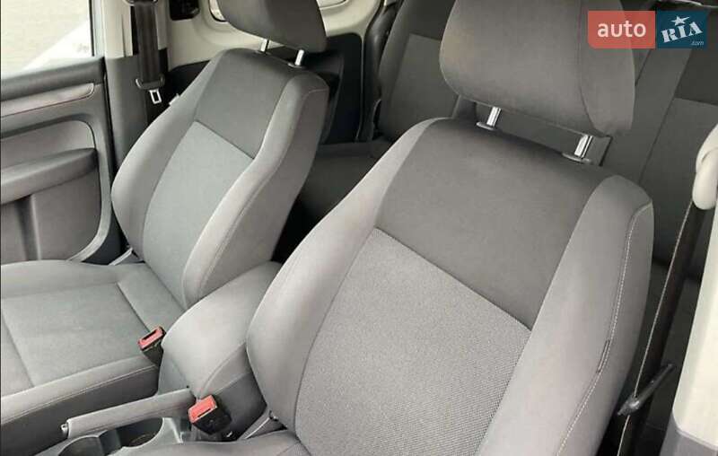 Минивэн Volkswagen Caddy 2015 в Мукачево