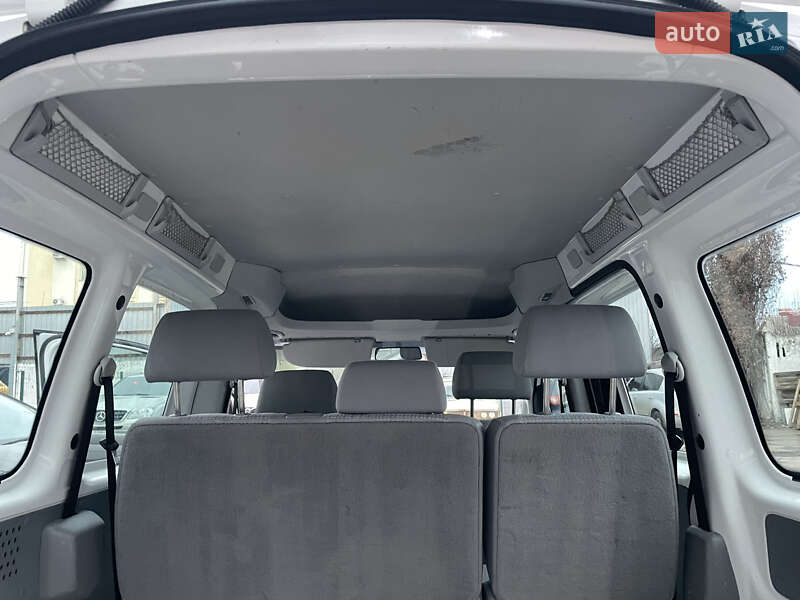 Мінівен Volkswagen Caddy 2005 в Вінниці